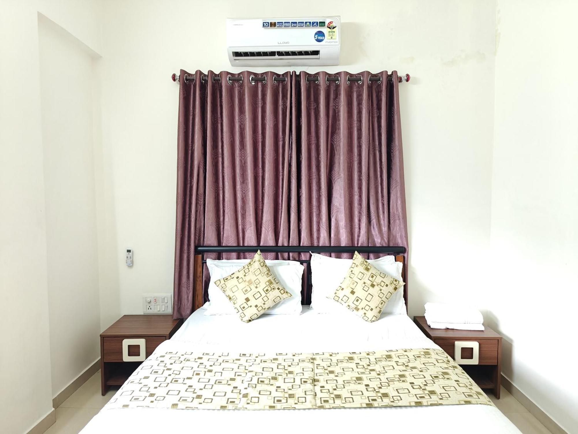 Chandralok Service Apartments Kolhapur Exterior photo