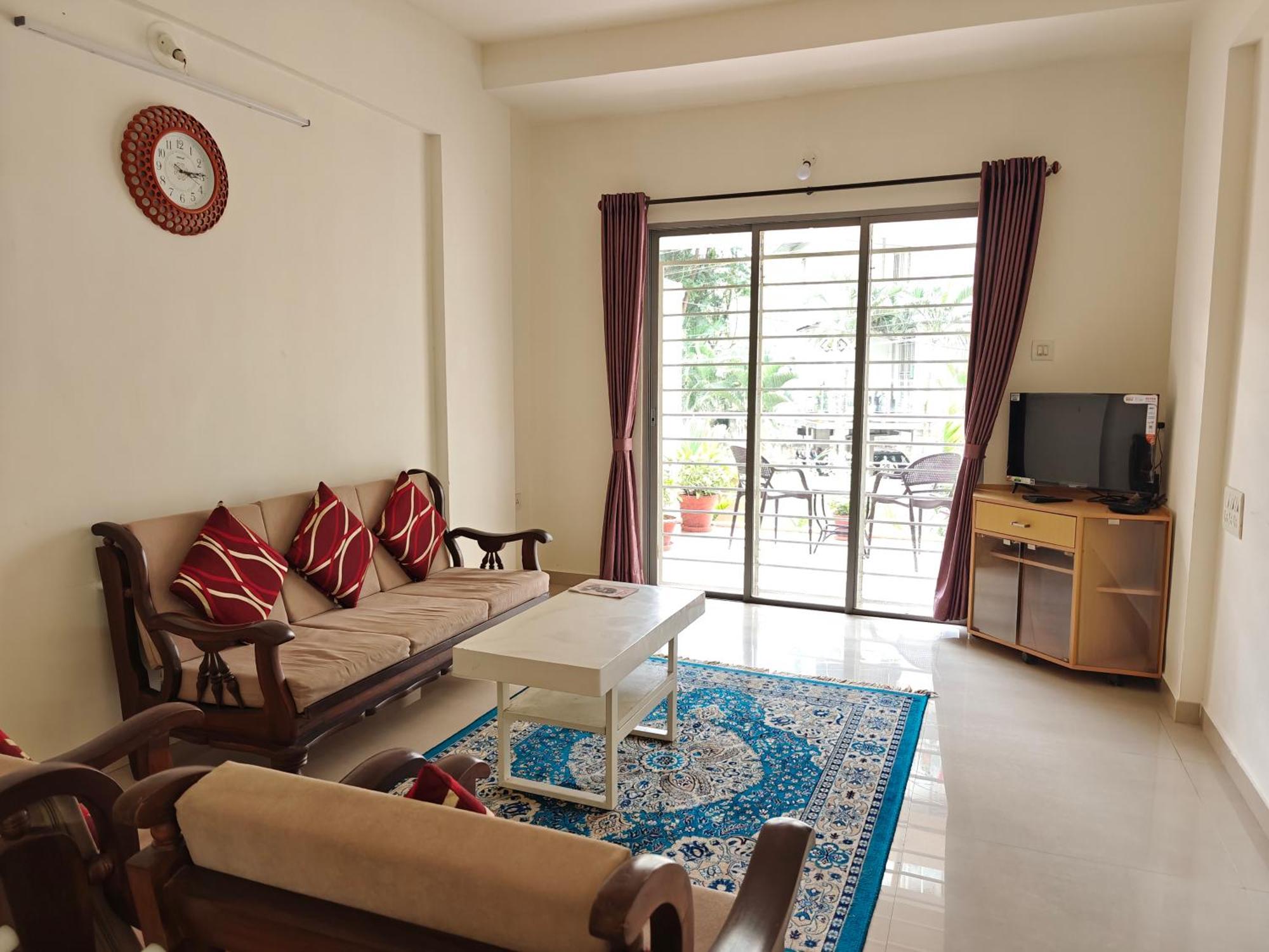 Chandralok Service Apartments Kolhapur Room photo