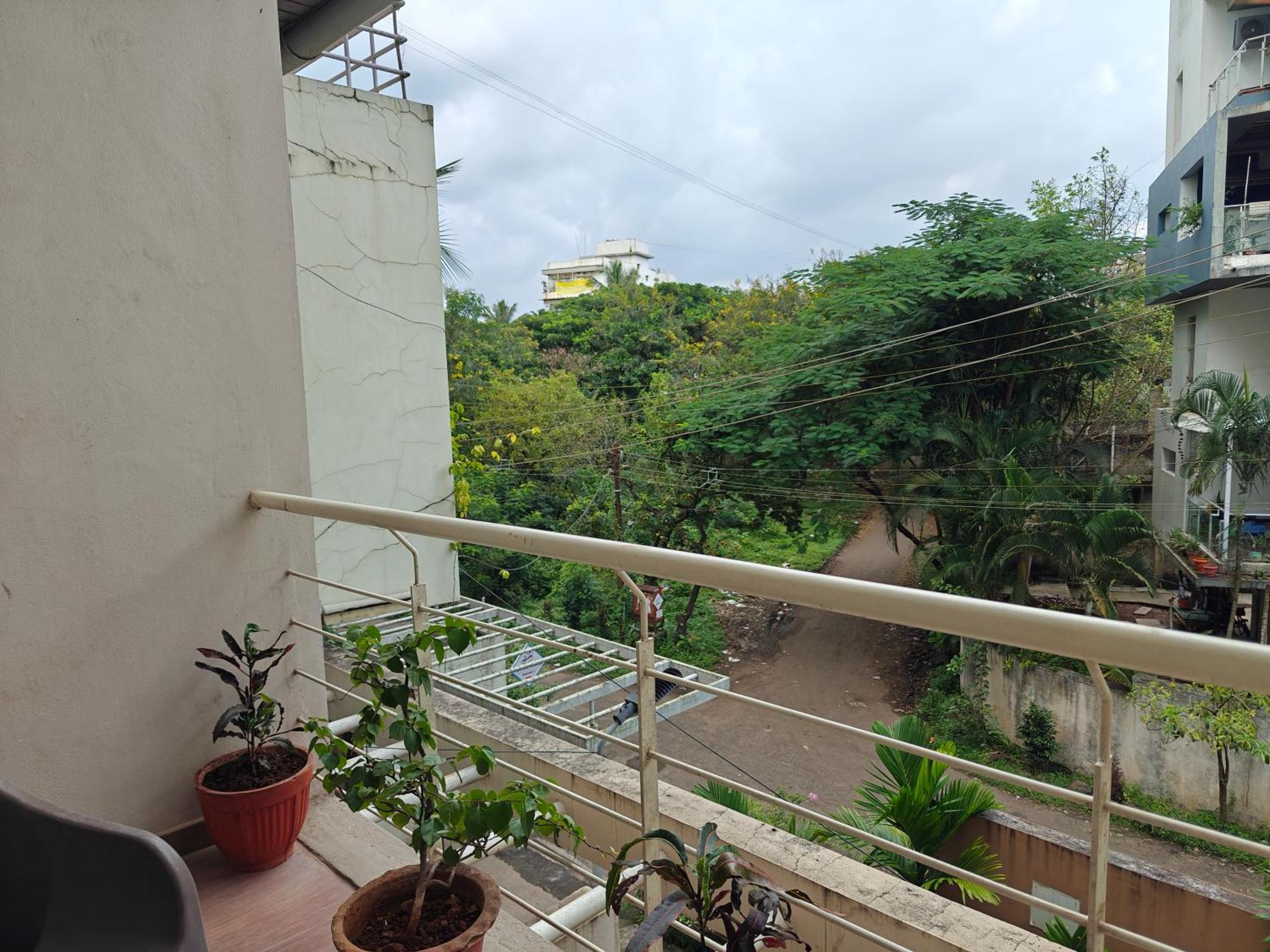 Chandralok Service Apartments Kolhapur Exterior photo